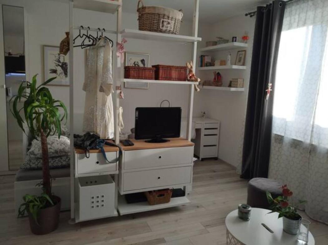 New Studio Apartment Sun With Free Parking ซาเกร็บ ภายนอก รูปภาพ