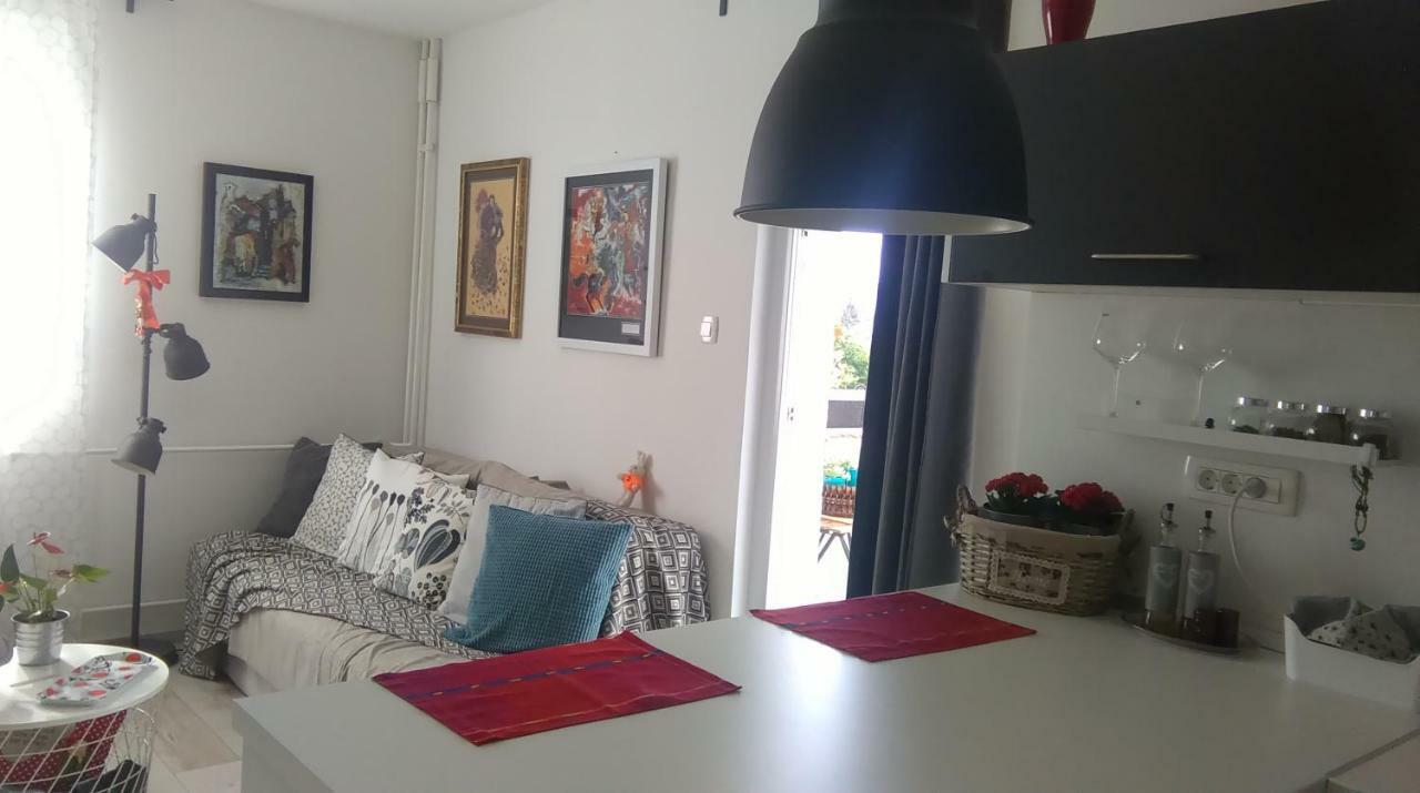 New Studio Apartment Sun With Free Parking ซาเกร็บ ภายนอก รูปภาพ