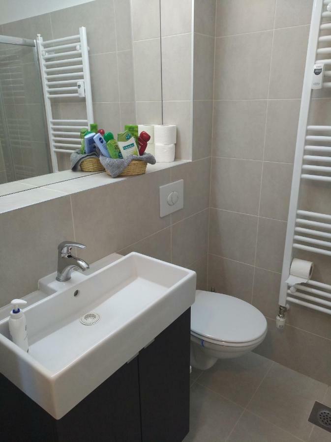 New Studio Apartment Sun With Free Parking ซาเกร็บ ภายนอก รูปภาพ