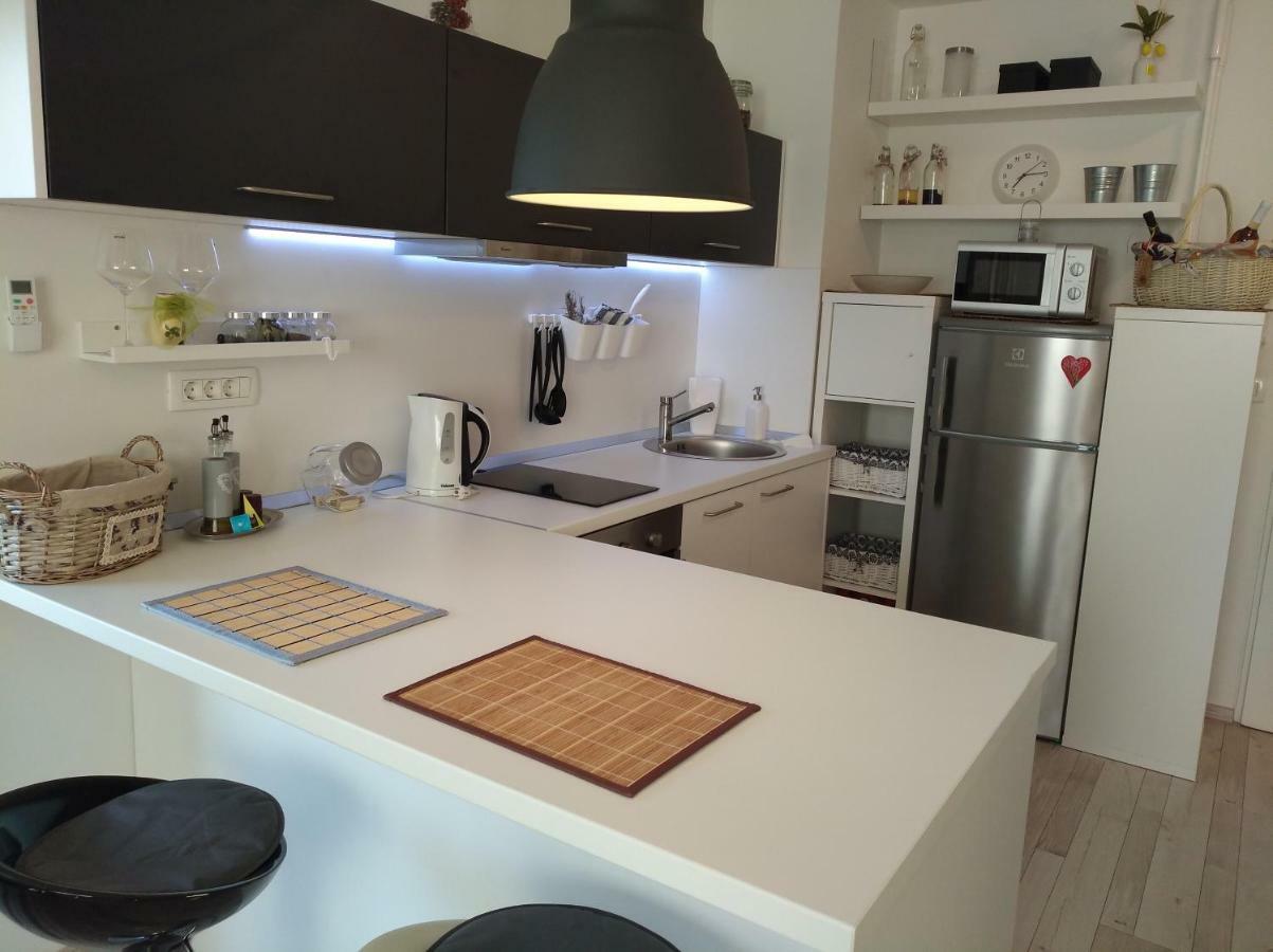 New Studio Apartment Sun With Free Parking ซาเกร็บ ภายนอก รูปภาพ